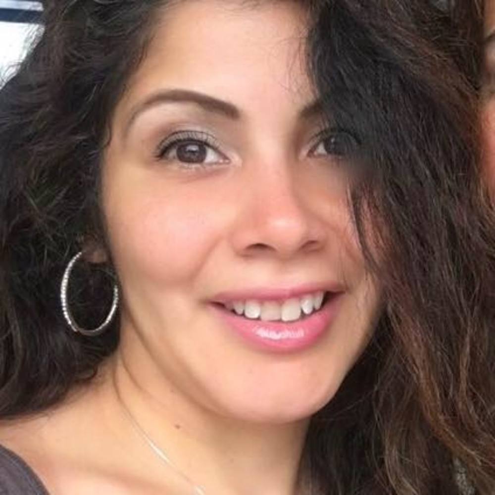 Meet your Posher, Juana